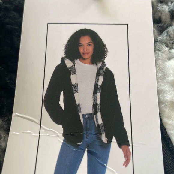 Weatherproof - Reversible Sherpa Hoodie - Picture 10 of 10